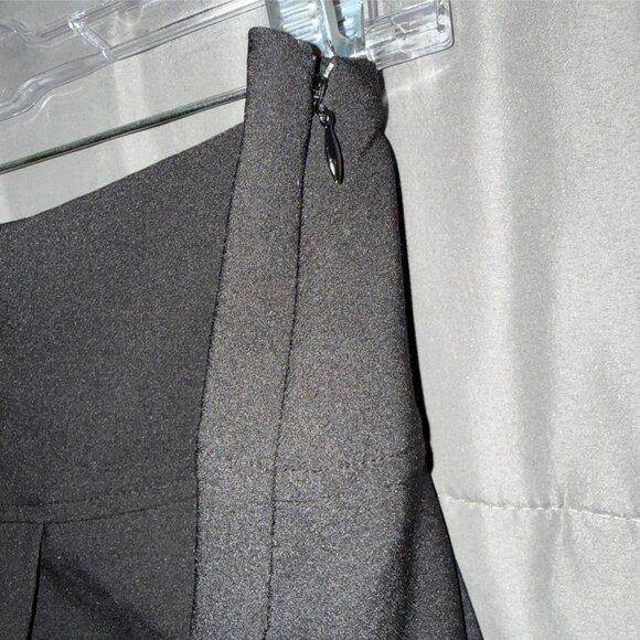 Forever 21 Black Skater Mini Skirt Womens Size SMALL Pleated Flared Solid - Picture 6 of 11